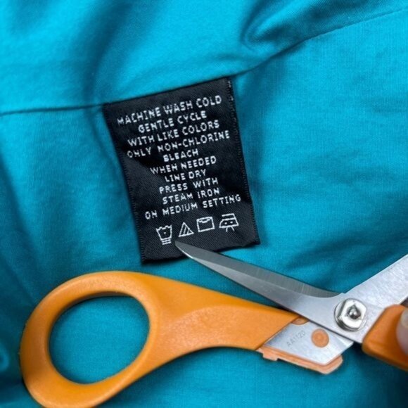 W Work to Weekend Pleated Skirt 28x20 sz 8 - colorful fun party geometric - Picture 9 of 11